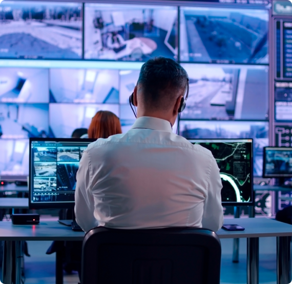 You can keep an eye on your employees, inventory, and business with our cloud camera surveillance system