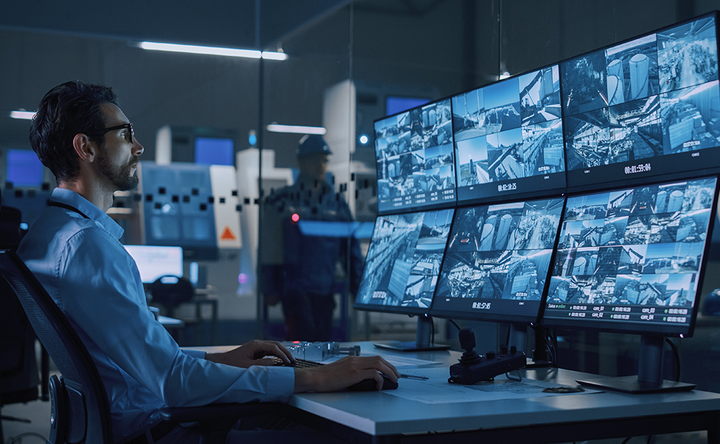 Our remote video monitoring offers peace of mind for business owners and reduces the Risk of theft and damage